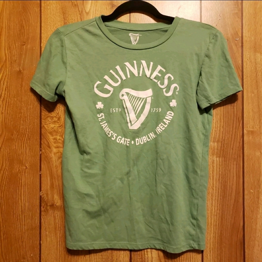 Guinness Dublin Ireland / Short Sleeve Crew Neck Faded Green T-Shirt / Size L